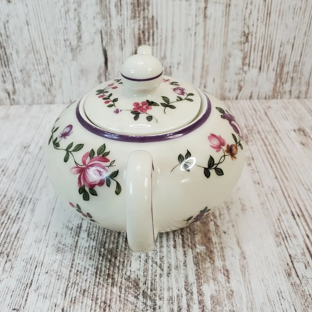 Eschenbach Bavaria Germany Elfenbein Porzellan Sugar Bowl w Lid Floral 2 Handle